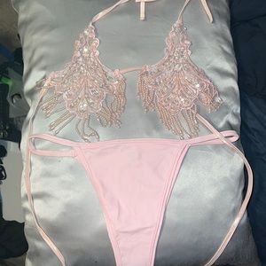 New baby pink Bglittz shaker top & thong bottoms -one size top & M/L bottoms